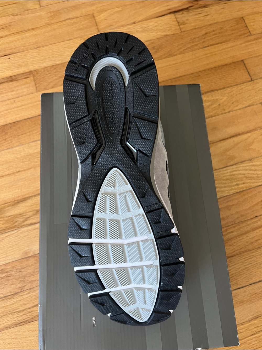 New Balance 990v5 Made in USA 'Grey' (M990GL5) - Men's Size 10 D - Picture 9 of 10